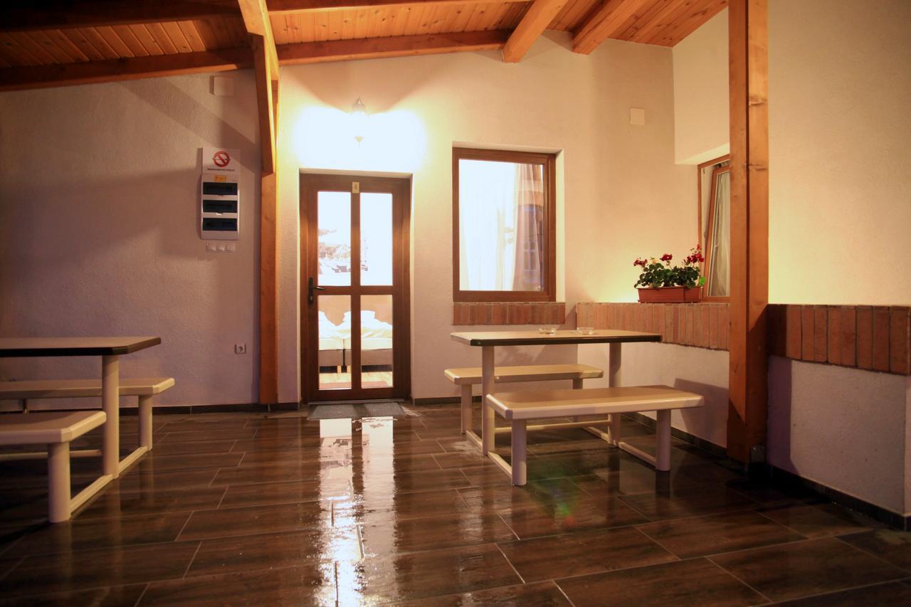 Pizza Tabor Apartman Miskolc Exterior photo