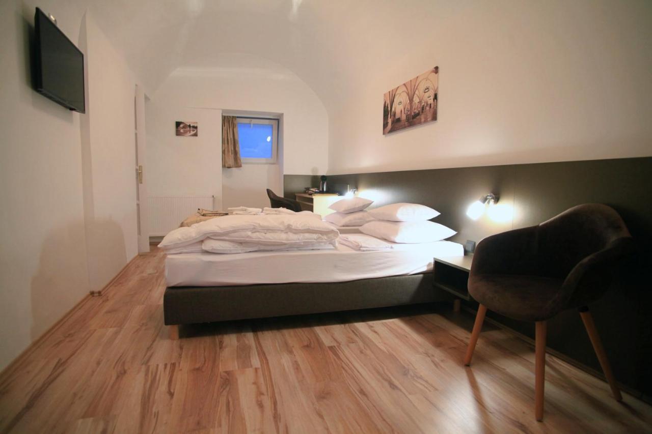 Pizza Tabor Apartman Miskolc Exterior photo